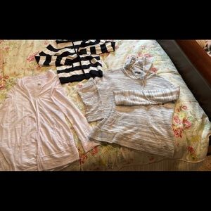 Lot of 3 hoodie pullover / zip ups